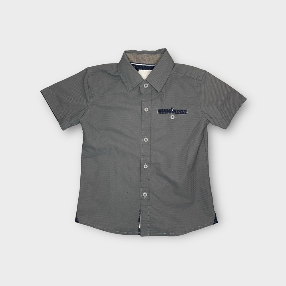 Craft + Flow Collared Button Up Short Sleeve Gray Shirt